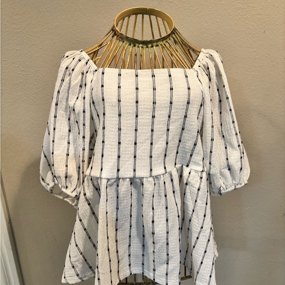 Madewell White and Black Striped puff sleeve top